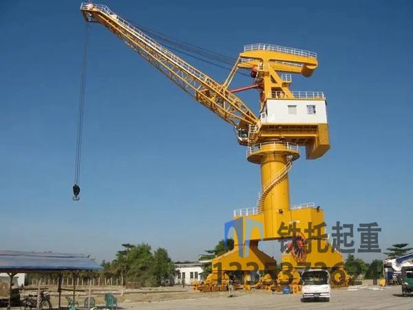 山東濟南門座式起重機廠家專注每個細節