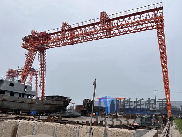 山東煙臺造船門式起重機公司造船門式起重機起重量大